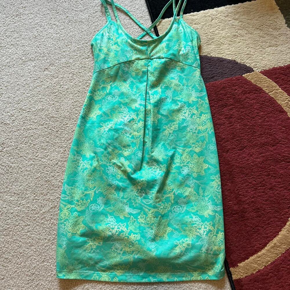 Patagonia Athletic Dress Yellow Green Built in Bra Summer Dress Granola
